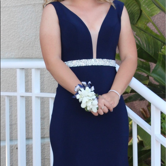 Prom dress or any other nice event - Picture 12 of 13